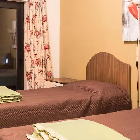 G20 - Seafront Penthouse Apartament