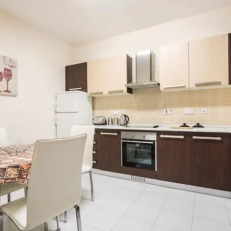 G20 - Seafront Penthouse