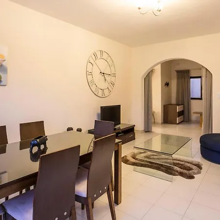 G20 - Seafront Penthouse *