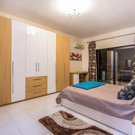 G20 - Seafront Penthouse * Sliema